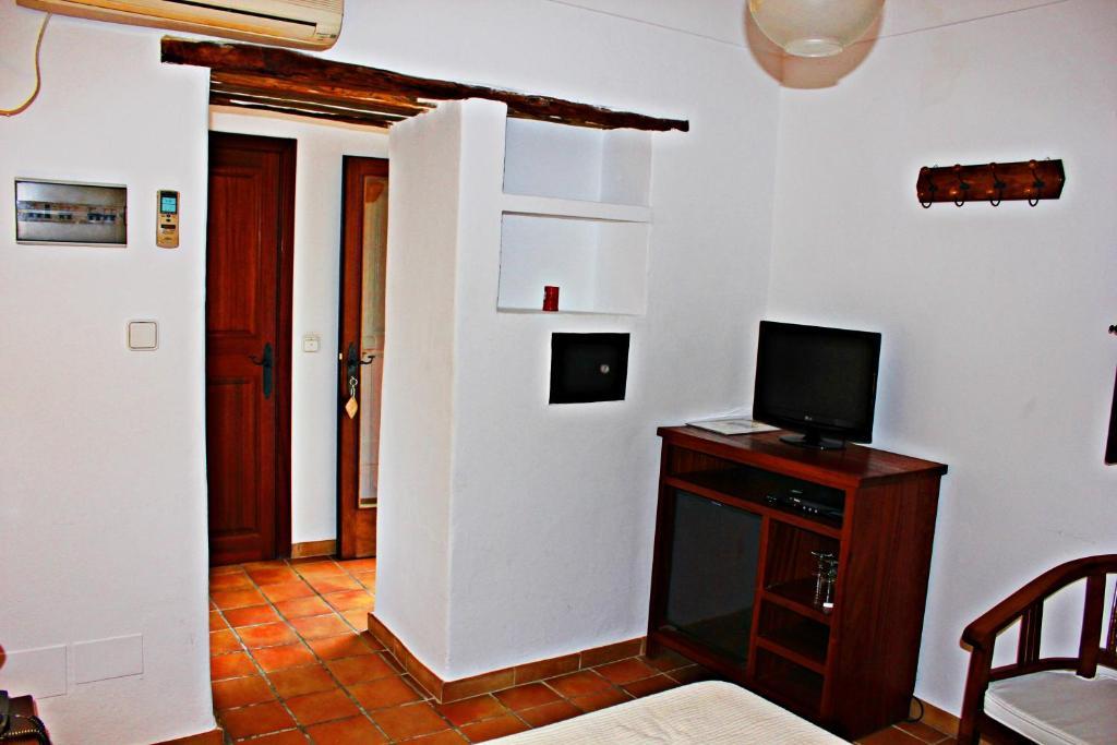 Agroturismo Can Fuster Sant Joan De Labritja Luaran gambar